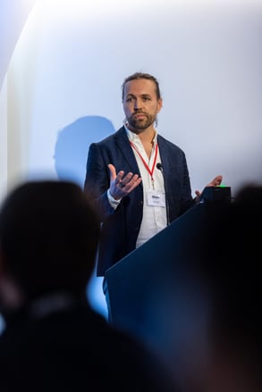 Kai Virtanen discusses HFSS regulations at The Grocer conference